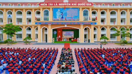 NIỀM VUI LỚN TRƯỚC THỀM NĂM MỚI 2026 - TRƯỜNG THCS QUẢNG HÀ ĐƯỢC CÔNG NHẬN ĐẠT KIỂM ĐỊNH CHẤT LƯỢNG GIÁO DỤC CẤP ĐỘ 3, CHUẨN QUỐC GIA MỨC ĐỘ 2